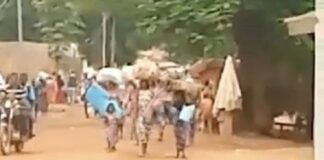Les déplacés du site du parc d'Élevage vers la mosquée centrale de Bambari, le 5 juin 2021. Photo CNC
