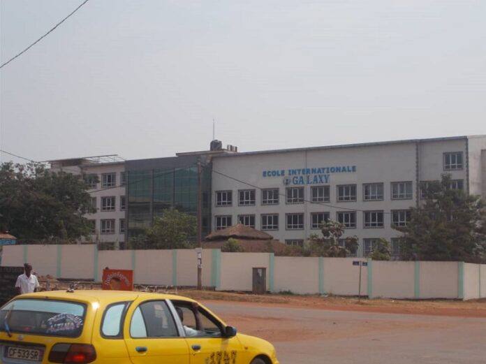 Le complexe scolaire Galaxy à Bangui. Photo CNC ecole-galaxy-bangui-corbeaunews-centrafrique-mickael Fête de Tabaski,  bousculade  des autorités lors de la distribution des portions de viandes de bœuf dans une école turque à Bangui