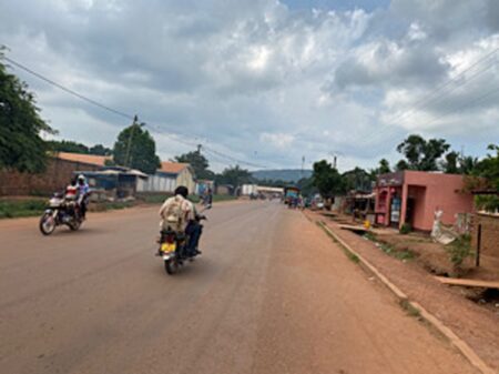 avenue mbaïkoua dans le huitième arrondissement de Bangui le 01 août 2020