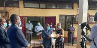 États-Unis offrent 168 300 doses supplémentaires du vaccin COVID-19 à la République centrafricaine