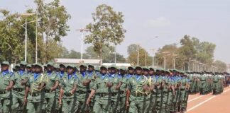 Passage des éléments de Bataillon de Transition des Forces Armées Centrafricaines, BTFACA, lors du défilé du 1er décembre 2021