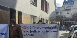 Banderole de la manifestation de la diaspora centrafricaine le 5 février 2022 à Paris