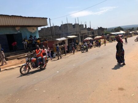 La ville de Bouar, chef-lieu de la préfecture de la Nana-Mambéré, au nord-ouest de la République centrafricaine