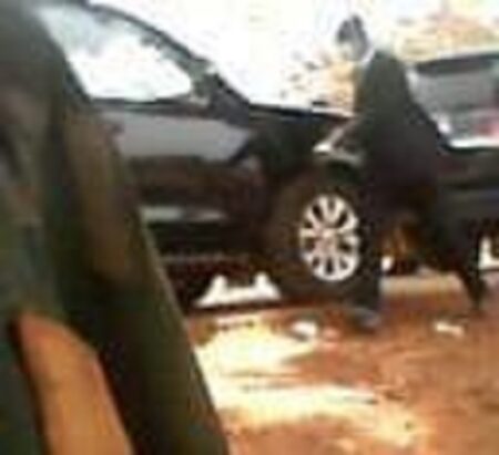 Le véhicule blindé du président Touadera en panne de crevaison à 500 mètres du Palais présidentiel