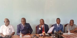 Les exclus des partis de l'opposition démocratique lors de leur point de presse le jeudi 31 mars 2022 au siège du PNCN à Bangui