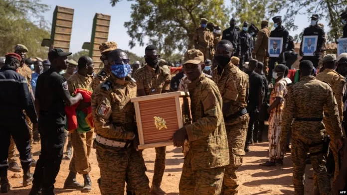 image-20 Une dizaine de civils tués dans l'attaque d'une mine d'or au Burkina