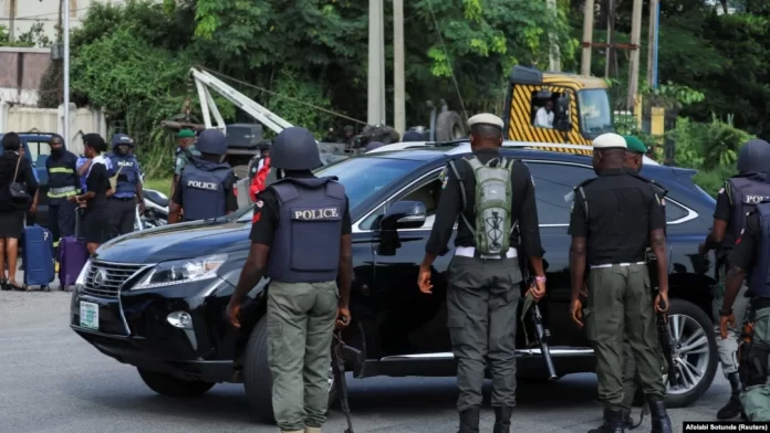 image-9 Nord-ouest du Nigeria: dix-neuf membres des forces de sécurité abattus