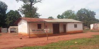 Le Centre de santé sous-préfectoral de Gadzi, dans la préfecture de Mambéré-Kadéi, à l'ouest de la Centrafrique. Ici, filmée le 10 avril 2022. CopyrightCNC
