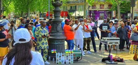 Manifestation de la diaspora centrafricaine à Paris, le vendredi 13 mai 2022