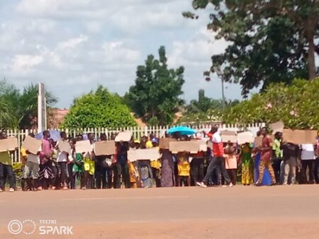 Bangui, Manifestation de soutien au projet de révision de la constitution devant l'Assemblée nationale