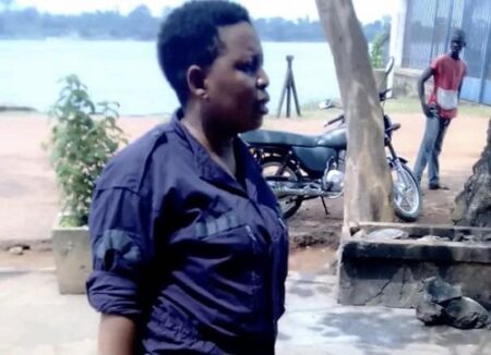 Madame Mbari Francy, policière enlevée par les miliciens du pouvoir en juin 2022