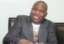 De quoi vous étonnez-vous du sort de Blaise Didatien Kossimatchi ? Le “cannibalisme politique” ou l’art pour la dictature de dévorer ses propres enfants « Nous félicitons la France qui est revenue sur ses pieds » : le griot pro-Wagner Didatien Kossimatchi chante maintenant la réconciliation gagnant-gagnant avec la France