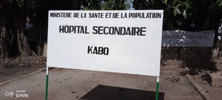 Pancarte de l'hôpital de Kabo, dans la préfecture de l'Ouham-Fafa. CopyrightCNC