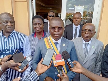 Honorable Évariste Ngamana, désigné président en exercice du Parlement de la CEMAC lors de son retour à Bangui