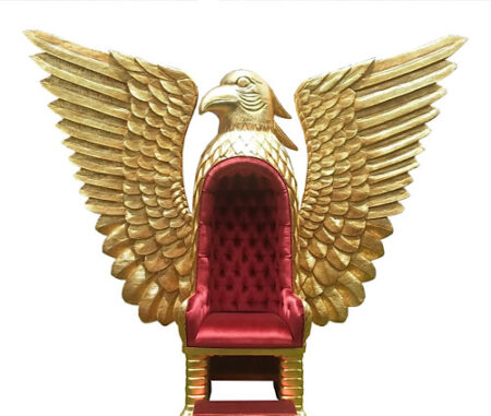 Découvrez les trônes de l'empereur Bokassa lors d'une exposition exceptionnelle au Château de Condé