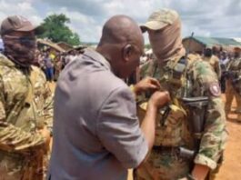 Propagande wagnérienne recyclée par Bissekoin : pourquoi le gouverneur ment sur le conflit du Haut-Mbomou ? Propagande wagnérienne recyclée par Bissekoin : pourquoi le gouverneur ment sur le conflit du Haut-Mbomou ?