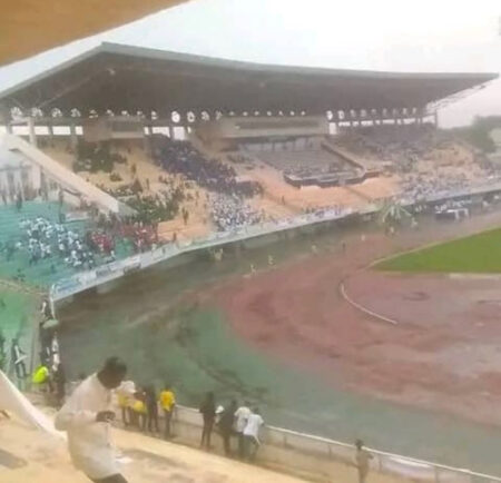 Le dernier meeting du MCU au stade 20 000 places à Bangui avec le Président Touadera