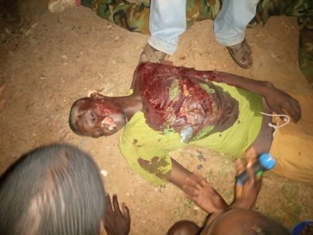 Les corps sans vie d'un soldat FACA et un civil qui se sont entretués à Bossangoa, le 25 août 2023 aux environs de 20 heures.