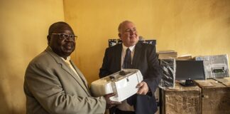 La MINUSCA renforce la Cour de cassation de Bangui avec des équipements informatiques et des fournitures de bureau