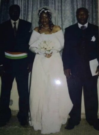 Photo souvenir de mariage de Mlle Bemaka-Soui Josiane et Mr. Dieudonné Konan