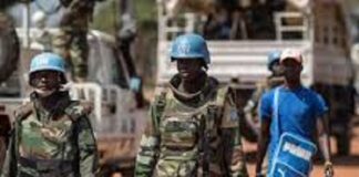 des casques bleus de la Minusca du contingent sénégalais en patrouille dans la ville.
