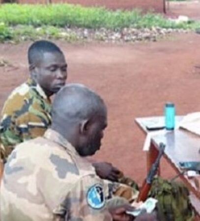 Deux gendarmes centrafricains en poste à Yaloké