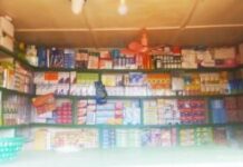 Pour le Dr Junior Romuald Ouéfio Nguérénam, « Les faux médicaments détruisent le système de santé » : Insuffisance rénale, hépatites et résistance extrême aux antibiotiques Pour le Dr Junior Romuald Ouéfio Nguérénam, « Les faux médicaments détruisent le système de santé » : Insuffisance rénale, hépatites et résistance extrême aux antibiotiques