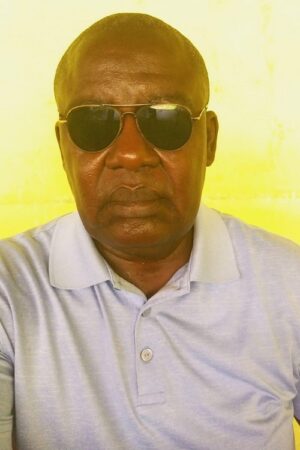 Portrait de Christian Aimer Dotah, ancien directeur de la Radio Centrafrique, illustrant l'article sur Le ministère de la Communication persiste dans l'acharnement contre Christian Ndotah