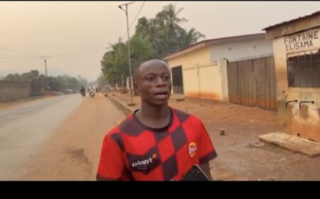 A Ouango, dans le septième arrondissement de Bangui, un reportage vidéo montre la souffrance extrême d'une population assoiffée