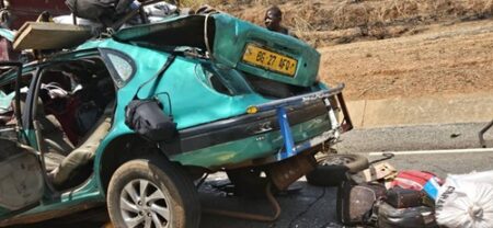 Véhicules accidentés 25 kilomètres de Bouar sur la route de Baoro