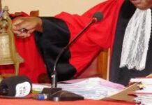 Première session criminelle de la Cour d’appel de Wagner s’ouvre à Bangui Un soldats FACA menace un jeune de le tuer, si possible le tuer déja