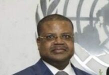 Maître Nicolas Tiangaye fustige l’échec total de Touadéra : « Après 10 ans, il n’a même pas goudronné l’avenue de l’Indépendance jusqu’au PK 12 » Maître Nicolas Tiangaye fustige l’échec total de Touadéra : « Après 10 ans, il n’a même pas goudronné l’avenue de l’Indépendance jusqu’au PK 12 »