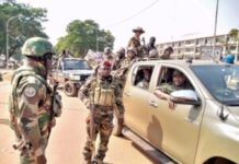 Tragédie à Birao : Les détails sur le suicide du soldat FACA au quartier Bangui Mouraille Jean-François Akandji-Kombé : “Sans vision républicaine, pas d’armée centrafricaine forte”