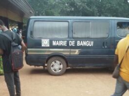 Bangui : les eaux et déchets de l’hôpital communautaire inquiètent les riverains autour de la morgue