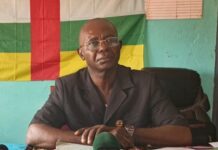 Centrafrique : quand les employés de la mairie de Boda travaillent sans salaire depuis des mois, le maire, Barthélémy Pilapédé, leur demande de faire avec Aimé Barthélémy Pilapédé, maire de la ville de Boda. Photo: RNL/Destin de Bonheur Wilikon