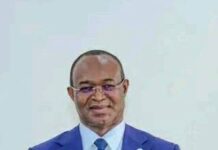 CENTRAFRIQUE : Anicet Georges Dologuélé frappe aux portes de l’ONU, le passeport devenu une urgence vitale pour l’opposant CENTRAFRIQUE : Anicet Georges Dologuélé frappe aux portes de l’ONU, le passeport devenu une urgence vitale pour l’opposant