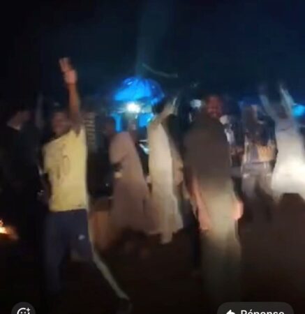 Torturé, puis attaché contre un arbre, un ex-rebelles du MPC tué par ses ex-collègues sur le chantier minier en Centrafrique les rebelles soudanais du MPC en fête sur le chantier minier de Markounda