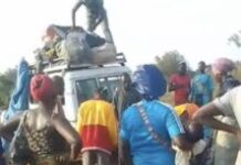 Bossembélé : Quand les contrôles routiers deviennent un cauchemar pour les voyageurs sur cet axe Bossembélé : Quand les contrôles routiers deviennent un cauchemar pour les voyageurs sur cet axe