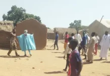 Incident du 27 février à Ouanda-Djallé : le sous-préfet détaille les tirs des FACA sur la foule et les violations quotidiennes Incident du 27 février à Ouanda-Djallé : le sous-préfet détaille les tirs des FACA sur la foule et les violations quotidiennes