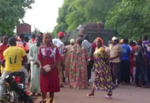 Un char russe écrase et tue trois motocyclistes au PK 26, le jour de l’anniversaire de Touadéra Un char russe écrase et tue trois motocyclistes au PK 26, le jour de l’anniversaire de Touadéra