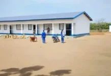 Centrafrique : quand Touadéra trouve une raison pathétique pour battre campagne contre Anicet-Georges Dologuélé au second tour des législatives Centrafrique : quand Touadéra trouve une raison pathétique pour battre campagne contre Anicet-Georges Dologuélé au second tour des législatives