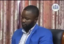 Centrafrique : Félix Moloua et ses « mesures phares ». Quand la faillite intellectuelle de la Primature confine au ridicule Centrafrique : Amateurisme, clientélisme et paranoïa, Le gouvernement Moloua 3 déjà en panne