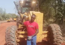 Travaux de route sur l’axe Ndélé – Ouadda-Maïkaga : les ouvriers à nouveau roulés dans la farine par le directeur général de l’ONM Travaux de route sur l’axe Ndélé – Ouadda-Maïkaga : les ouvriers à nouveau roulés dans la farine par le directeur général de l’ONM