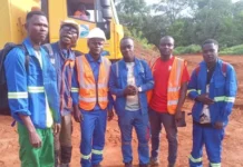 Axe Ndélé – Ouadda-Maïkaga : Déplacement du Premier ministre et du DG de l’ONM suite au mouvement de grève des employés Les agents des travaux de route entre Ndélé et Ouadda