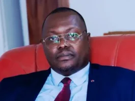 Monsieur Blaise Didatien Kossimatchi, ex-enfant de rue, devenu depuis quelques années le grand griot et milicien du régime du Professeur Faustin Archange Touadera