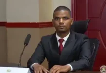 Centrafrique : Fari Tahéruka Shabazz décrypte l’aveu de faillite financière du ministre Marc Mandaba Centrafrique : Fari Tahéruka Shabazz décrypte l'aveu de faillite financière du ministre Marc Mandaba