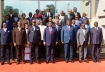 Quand l’empereur dictateur Faustin Touadéra recycle ses éternelles promesses devant ses nouveaux ministres courtisans Quand l’empereur dictateur Faustin Touadéra recycle ses éternelles promesses devant ses nouveaux courtisans