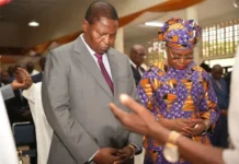 Bangui : La mise en scène politico-religieuse du régime Touadéra à l’Église apostolique de Lakouanga Bangui : La mise en scène politico-religieuse du régime Touadéra à l’Église apostolique de Lakouanga