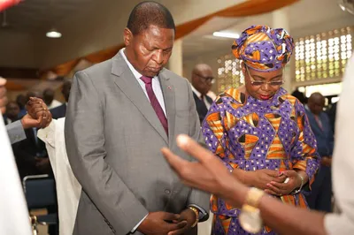 Bangui : La mise en scène politico-religieuse du régime Touadéra à l’Église apostolique de Lakouanga