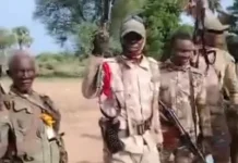 Après les pygmées dans l’armée, Touadéra fait appelle aux nabots et Kalakongba mystiques pour libérer Amdafock Après les pygmées dans l’armée, Touadéra fait appelle aux nabots et Kalakongba mystiques pour libérer Amdafock